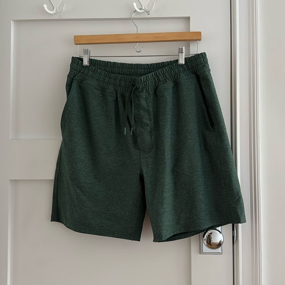 Outdoor Voices Sunday shorts - Large